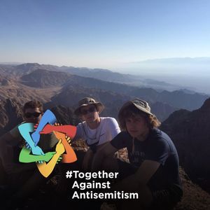 Meet your Posher, Yoni